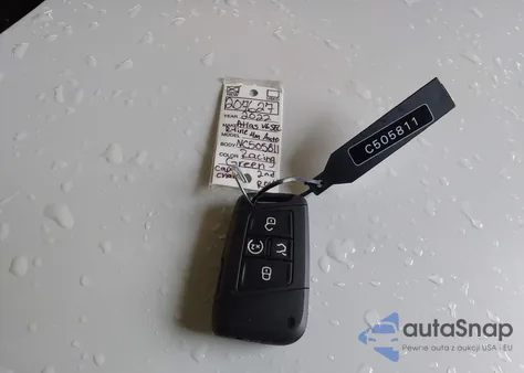 2022 Volkswagen Atlas 3.6L V6 Sel R-Line z USA, uszkodzony, nr VIN 1V2AR2CA9NC505811